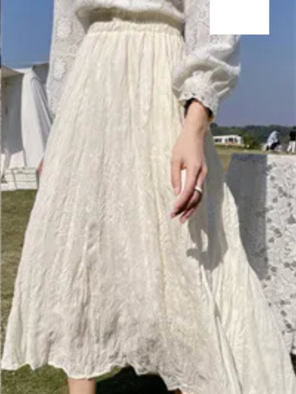 Gorgeous cream crinkle flair skirt